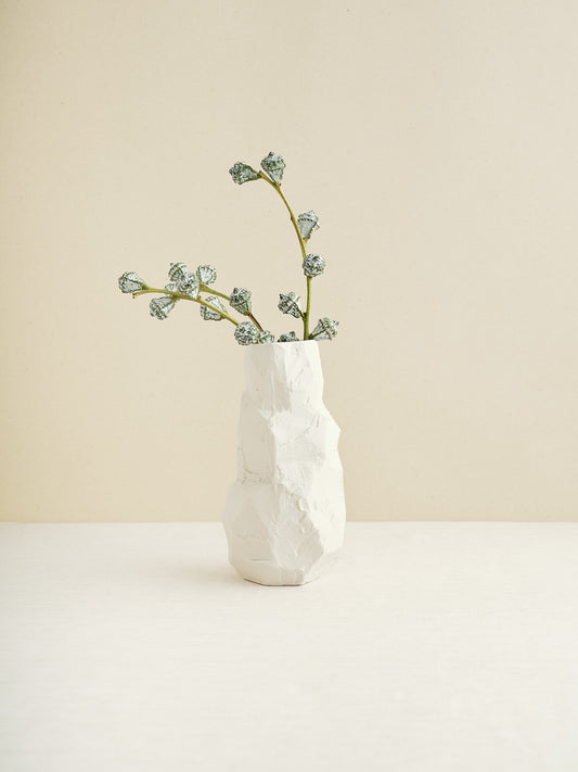 Porcelain Vase handmade in Zurich