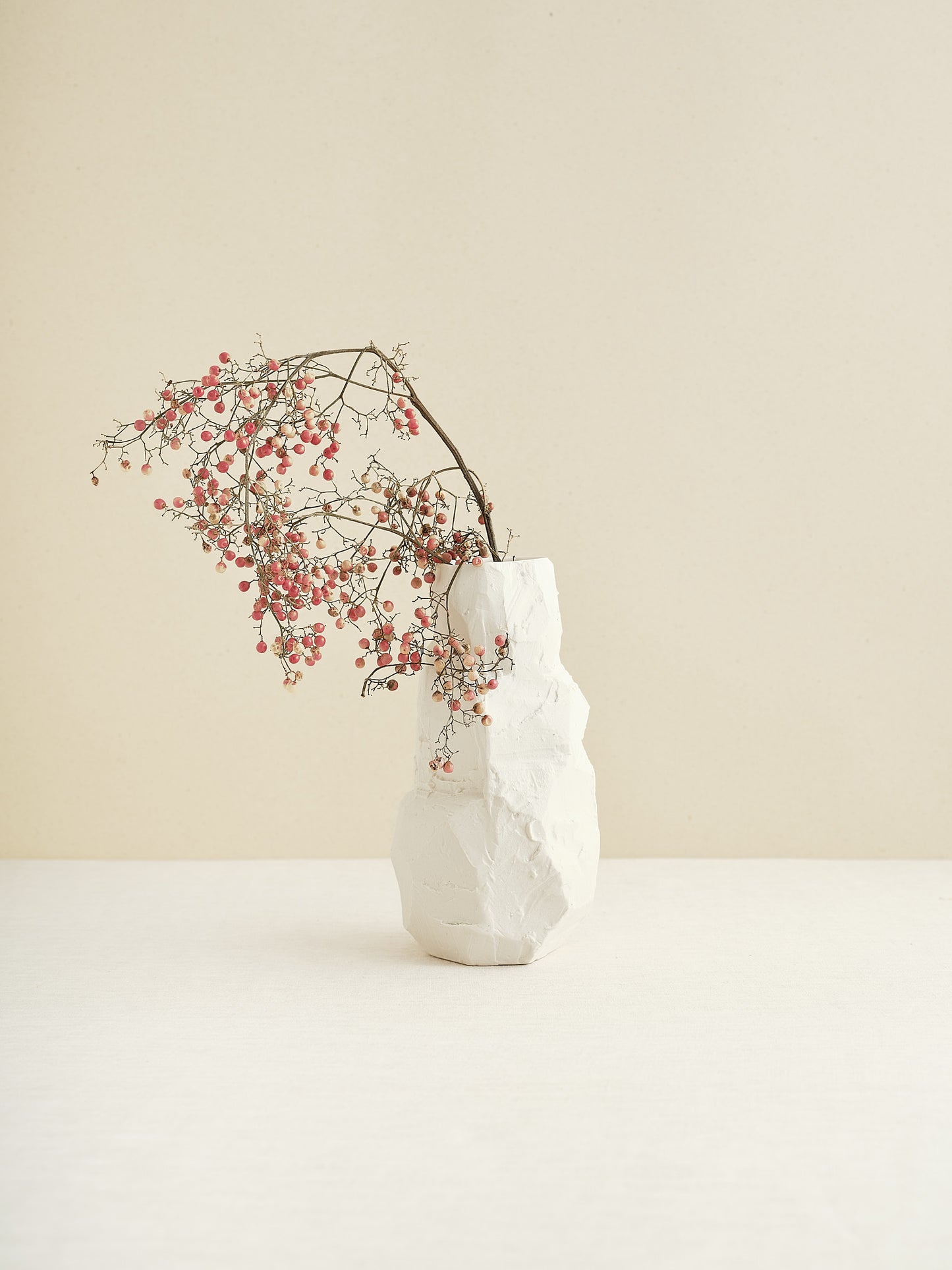 Porcelain Vase handmade in Zurich