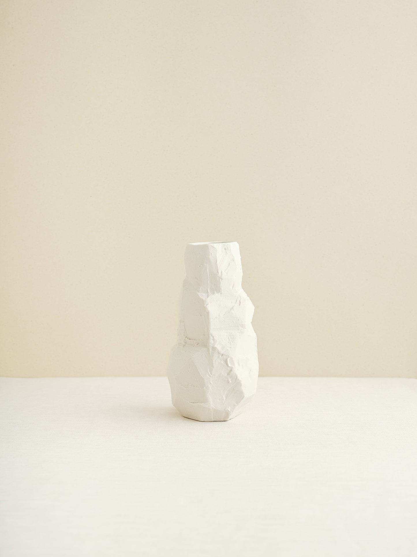 Porcelain Vase handmade in Zurich